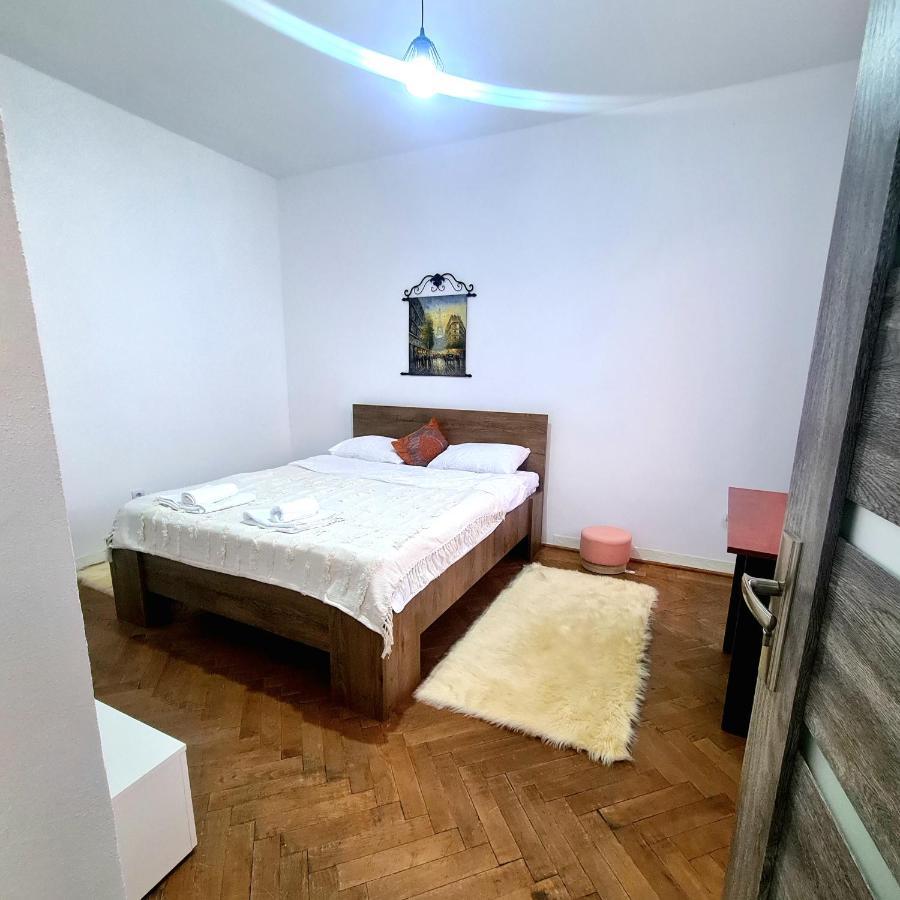 Mural Art Apartament Petroszany Zewnętrze zdjęcie