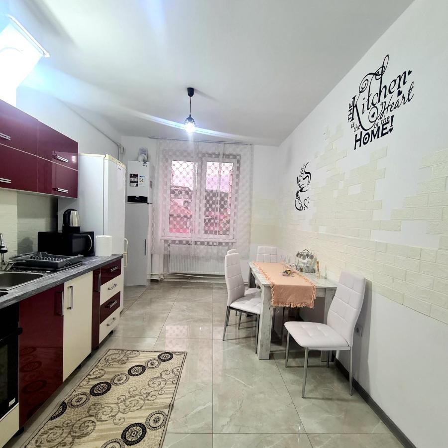 Mural Art Apartament Petroszany Zewnętrze zdjęcie