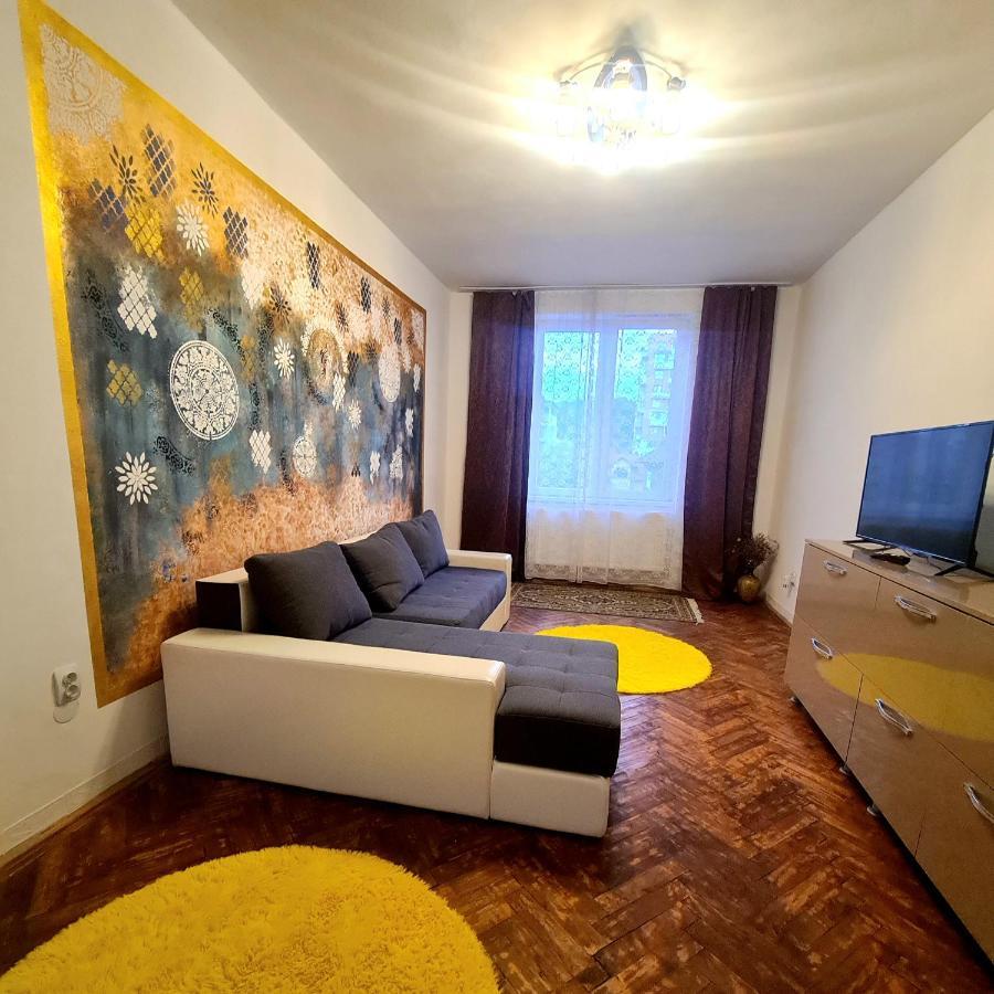 Mural Art Apartament Petroszany Zewnętrze zdjęcie