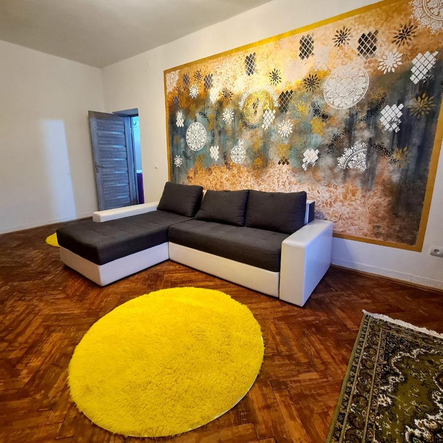 Mural Art Apartament Petroszany Zewnętrze zdjęcie